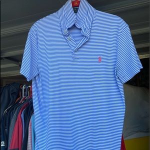 Men’s colored shirt